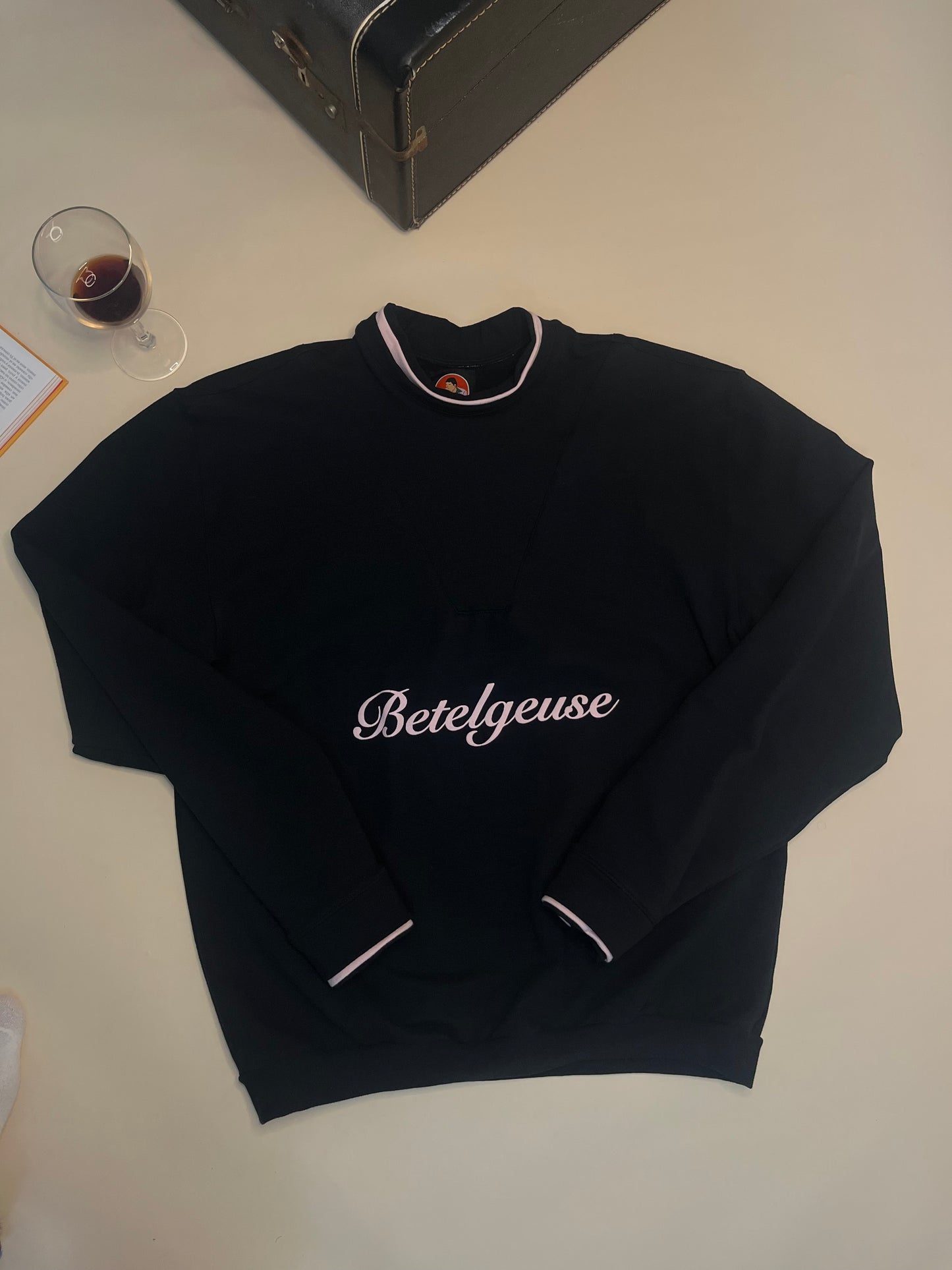 Beverly Sweatshirt (Vintage Black)